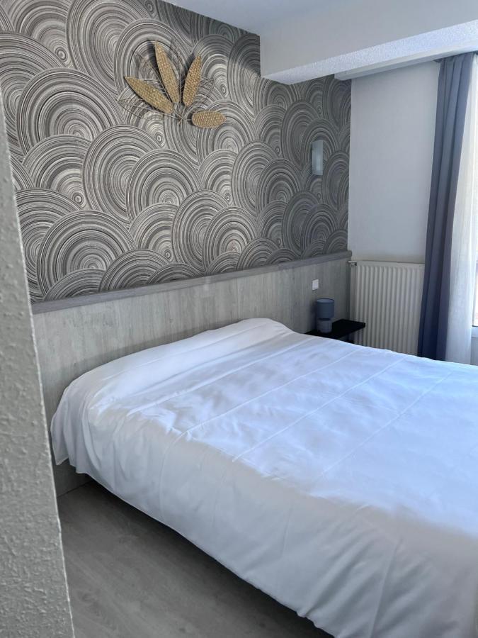 Hostellerie Saint Clement Vic-sur-Cère Zewnętrze zdjęcie