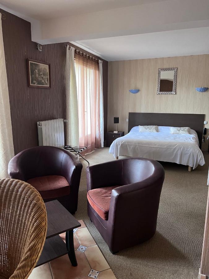 Hostellerie Saint Clement Vic-sur-Cère Zewnętrze zdjęcie