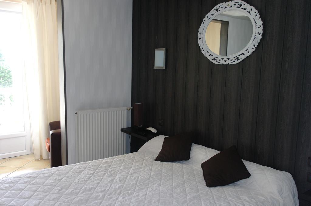 Hostellerie Saint Clement Vic-sur-Cère Zewnętrze zdjęcie